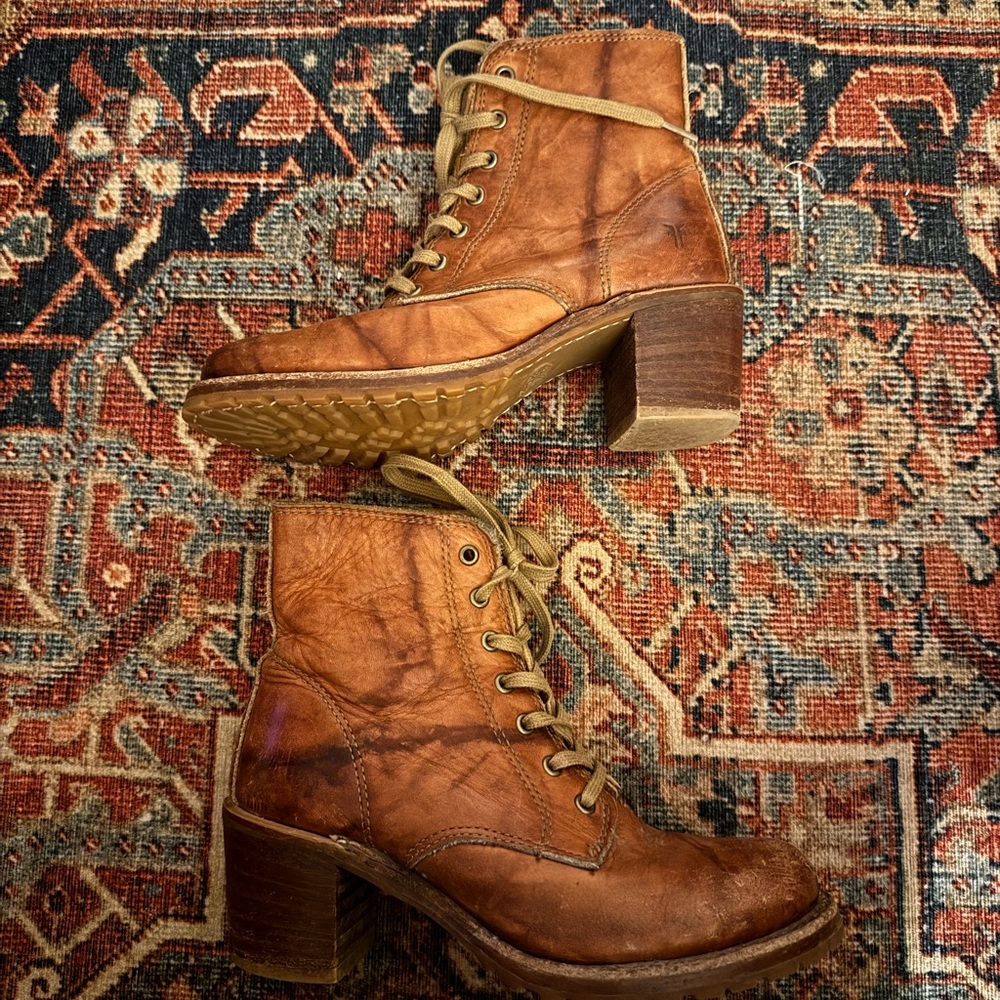Frye Tan Leather Lace-Up Ankle Boots - Picture 2 of 6